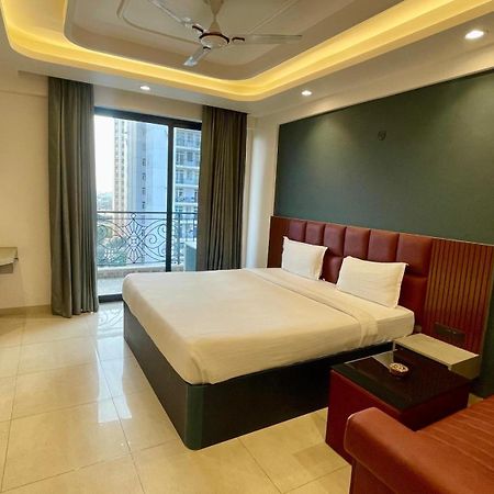 Hotel Maple Tree - Near Ekana Cricket Stadium - Lucknow Ngoại thất bức ảnh