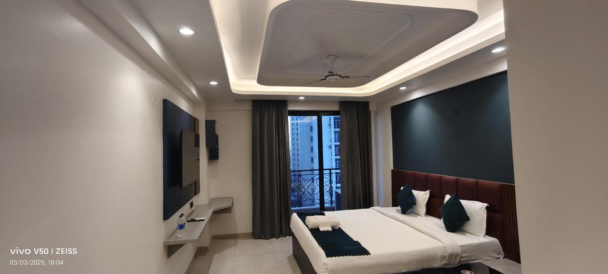 Hotel Maple Tree - Near Ekana Cricket Stadium - Lucknow Ngoại thất bức ảnh