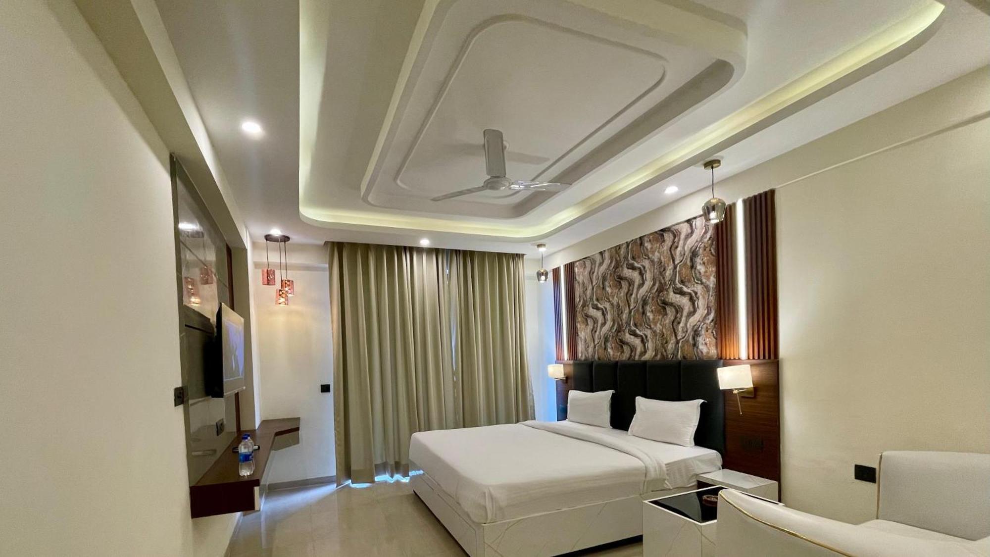 Hotel Maple Tree - Near Ekana Cricket Stadium - Lucknow Ngoại thất bức ảnh